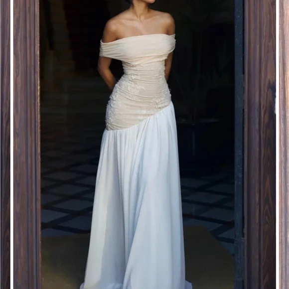 MIA OFF SHOULDER MAXI GOWN
DRESS - BEIGE - Picture 6 of 16